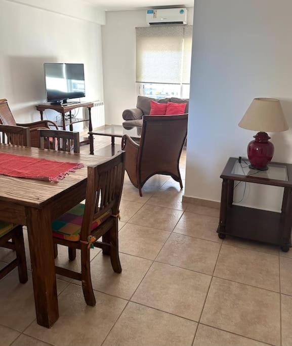 Amplio Y Centrico Dpto De 2 B Apartment Bahia Blanca