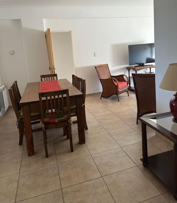 Amplio Y Centrico Dpto De 2 B Apartment